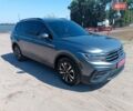 Серый Фольксваген Tiguan Allspace, объемом двигателя 2 л и пробегом 93 тыс. км за 23999 $, фото 2 на Automoto.ua