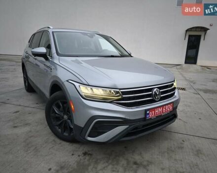 Сірий Фольксваген Tiguan Allspace, об'ємом двигуна 2 л та пробігом 156 тис. км за 22450 $, фото 4 на Automoto.ua