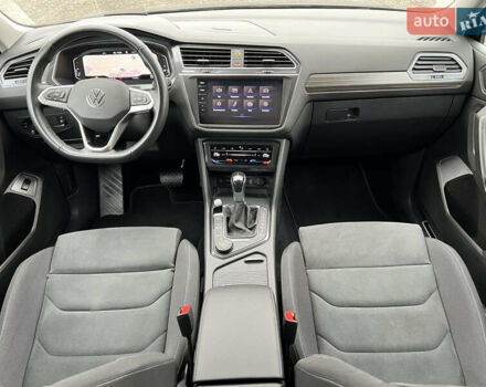 Фольксваген Tiguan Allspace 2022 в Луцке на Automoto.ua Серый Фольксваген Tiguan Allspace, объемом двигателя 2 л и пробегом 171 тыс. км за 35809 $, фото 50 на Automoto.ua