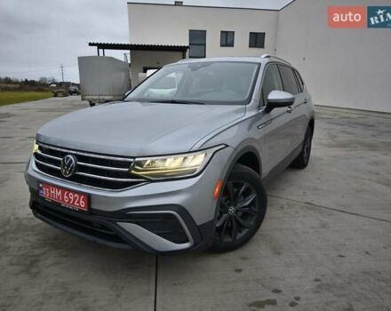 Сірий Фольксваген Tiguan Allspace, об'ємом двигуна 2 л та пробігом 156 тис. км за 22450 $, фото 3 на Automoto.ua