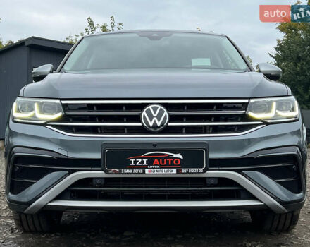 Серый Фольксваген Tiguan Allspace, объемом двигателя 2 л и пробегом 172 тыс. км за 34814 $, фото 1 на Automoto.ua