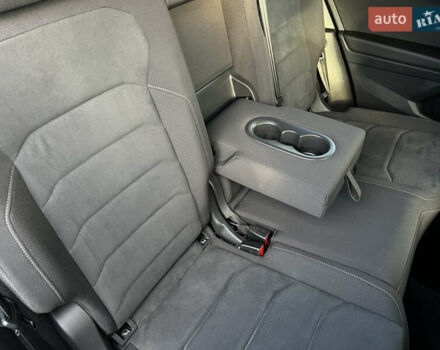 Серый Фольксваген Tiguan Allspace, объемом двигателя 2 л и пробегом 172 тыс. км за 34814 $, фото 46 на Automoto.ua