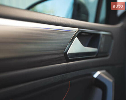 Серый Фольксваген Tiguan Allspace, объемом двигателя 2 л и пробегом 5 тыс. км за 28500 $, фото 18 на Automoto.ua