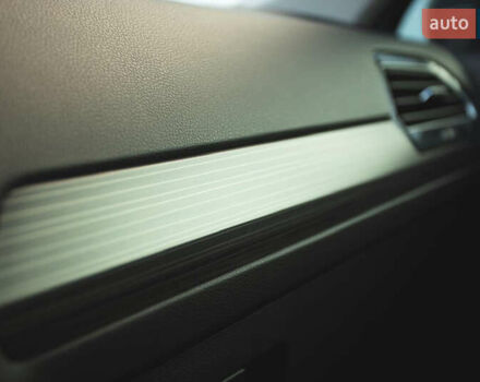 Серый Фольксваген Tiguan Allspace, объемом двигателя 2 л и пробегом 5 тыс. км за 28500 $, фото 16 на Automoto.ua