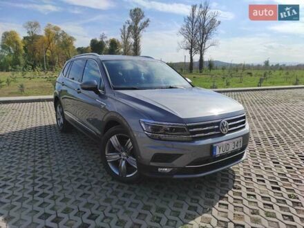 Фольксваген Tiguan Allspace 2017 в Коломые на Automoto.ua Серый Фольксваген Tiguan Allspace, объемом двигателя 2 л и пробегом 192 тыс. км за 28400 $, фото 1 на Automoto.ua
