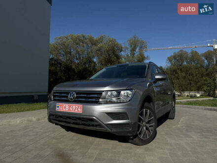 Сірий Фольксваген Tiguan Allspace, об'ємом двигуна 2 л та пробігом 104 тис. км за 17400 $, фото 1 на Automoto.ua