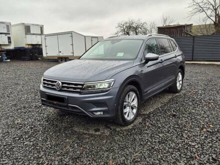 Серый Фольксваген Tiguan Allspace, объемом двигателя 2 л и пробегом 184 тыс. км за 29499 $, фото 1 на Automoto.ua