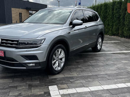 Фольксваген Tiguan Allspace 2019 у Луцьку на Automoto.ua Сірий Фольксваген Tiguan Allspace, об'ємом двигуна 2 л та пробігом 200 тис. км за 29999 $, фото 1 на Automoto.ua