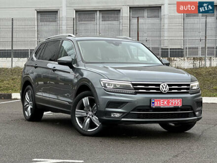 Фольксваген Tiguan Allspace 2019 в Буче на Automoto.ua Серый Фольксваген Tiguan Allspace, объемом двигателя 2 л и пробегом 192 тыс. км за 29750 $, фото 1 на Automoto.ua
