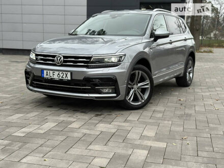 Серый Фольксваген Tiguan Allspace, объемом двигателя 2 л и пробегом 140 тыс. км за 34900 $, фото 1 на Automoto.ua