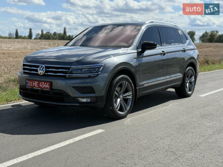 Фольксваген Tiguan Allspace 2021 у Броварах на Automoto.ua Сірий Фольксваген Tiguan Allspace, об'ємом двигуна 2 л та пробігом 189 тис. км за 27950 $, фото 1 на Automoto.ua
