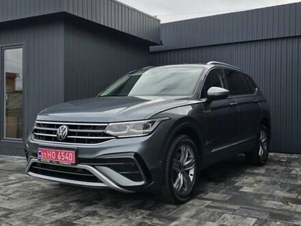 Серый Фольксваген Tiguan Allspace, объемом двигателя 0 л и пробегом 190 тыс. км за 33000 $, фото 1 на Automoto.ua