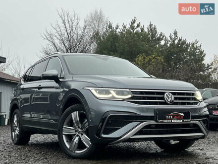 Серый Фольксваген Tiguan Allspace, объемом двигателя 2 л и пробегом 172 тыс. км за 35330 $, фото 1 на Automoto.ua