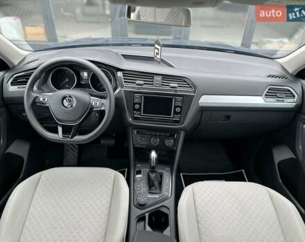 Синий Фольксваген Tiguan Allspace, объемом двигателя 1.98 л и пробегом 141 тыс. км за 16999 $, фото 19 на Automoto.ua