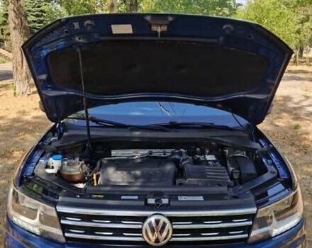 Синий Фольксваген Tiguan Allspace, объемом двигателя 2 л и пробегом 195 тыс. км за 18000 $, фото 7 на Automoto.ua