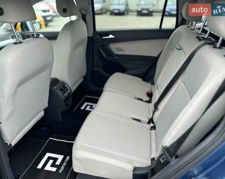 Синий Фольксваген Tiguan Allspace, объемом двигателя 1.98 л и пробегом 141 тыс. км за 16999 $, фото 10 на Automoto.ua