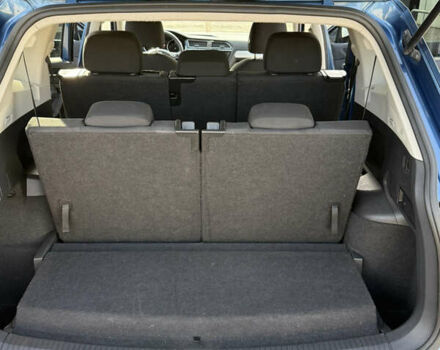 Синий Фольксваген Tiguan Allspace, объемом двигателя 2 л и пробегом 151 тыс. км за 16669 $, фото 13 на Automoto.ua