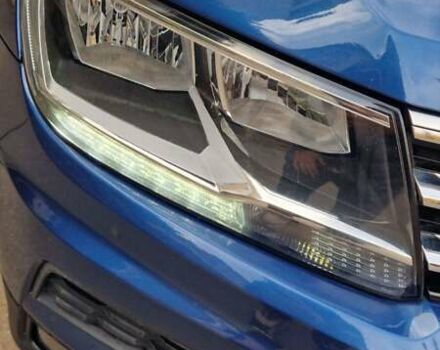 Синій Фольксваген Tiguan Allspace, об'ємом двигуна 2 л та пробігом 195 тис. км за 18000 $, фото 4 на Automoto.ua