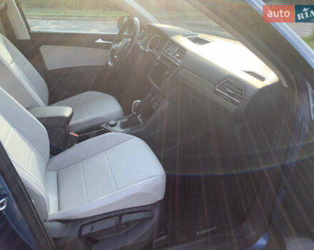 Синій Фольксваген Tiguan Allspace, об'ємом двигуна 1.98 л та пробігом 93 тис. км за 21000 $, фото 11 на Automoto.ua