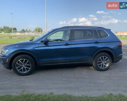 Синій Фольксваген Tiguan Allspace, об'ємом двигуна 1.98 л та пробігом 93 тис. км за 21000 $, фото 2 на Automoto.ua
