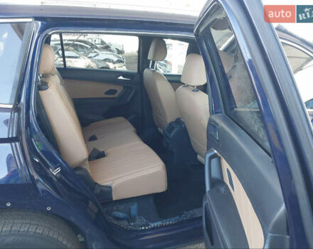 Синій Фольксваген Tiguan Allspace, об'ємом двигуна 0 л та пробігом 48 тис. км за 20750 $, фото 9 на Automoto.ua