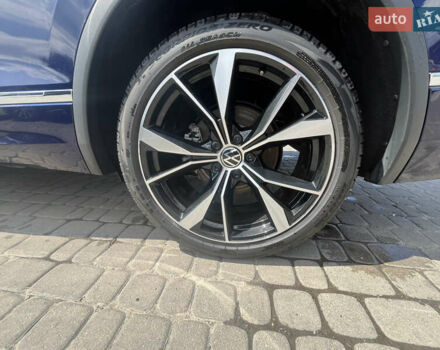 Синій Фольксваген Tiguan Allspace, об'ємом двигуна 1.97 л та пробігом 7 тис. км за 45000 $, фото 25 на Automoto.ua
