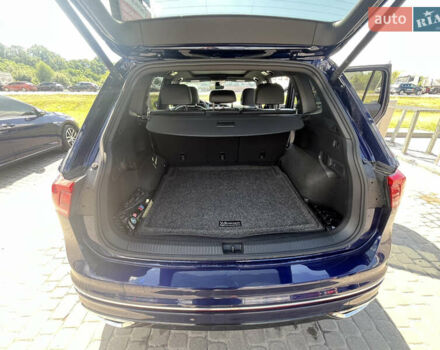 Синій Фольксваген Tiguan Allspace, об'ємом двигуна 1.97 л та пробігом 7 тис. км за 45000 $, фото 33 на Automoto.ua