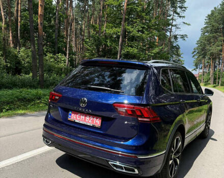 Синій Фольксваген Tiguan Allspace, об'ємом двигуна 1.97 л та пробігом 7 тис. км за 45000 $, фото 4 на Automoto.ua