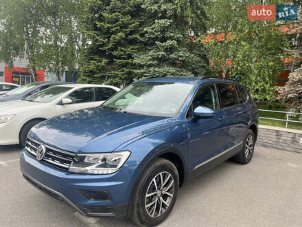 Фольксваген Tiguan Allspace 2020 у Києві на Automoto.ua Синій Фольксваген Tiguan Allspace, об'ємом двигуна 1.98 л та пробігом 214 тис. км за 17500 $, фото 1 на Automoto.ua