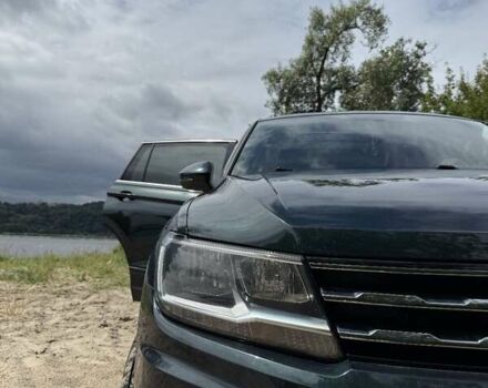 Зеленый Фольксваген Tiguan Allspace, объемом двигателя 1.98 л и пробегом 96 тыс. км за 21300 $, фото 3 на Automoto.ua