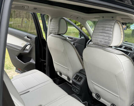 Зеленый Фольксваген Tiguan Allspace, объемом двигателя 1.98 л и пробегом 96 тыс. км за 21300 $, фото 22 на Automoto.ua