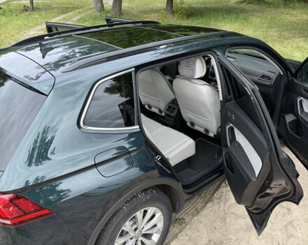 Зеленый Фольксваген Tiguan Allspace, объемом двигателя 1.98 л и пробегом 96 тыс. км за 21300 $, фото 10 на Automoto.ua