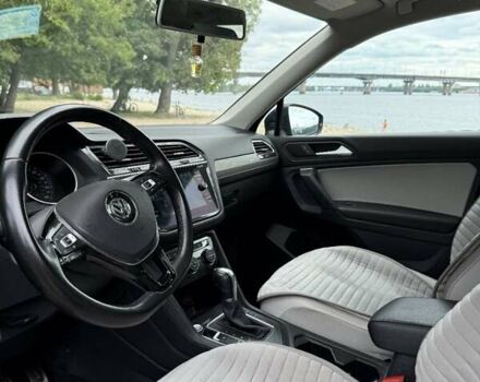 Зеленый Фольксваген Tiguan Allspace, объемом двигателя 1.98 л и пробегом 96 тыс. км за 21300 $, фото 12 на Automoto.ua