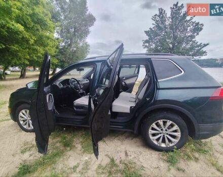 Зеленый Фольксваген Tiguan Allspace, объемом двигателя 1.98 л и пробегом 96 тыс. км за 21300 $, фото 5 на Automoto.ua