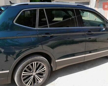 Зеленый Фольксваген Tiguan Allspace, объемом двигателя 1.98 л и пробегом 123 тыс. км за 21800 $, фото 7 на Automoto.ua