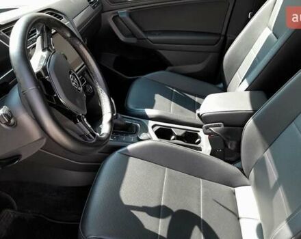 Зеленый Фольксваген Tiguan Allspace, объемом двигателя 1.98 л и пробегом 123 тыс. км за 21800 $, фото 14 на Automoto.ua