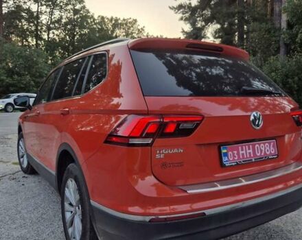 Оранжевый Фольксваген Tiguan Allspace, объемом двигателя 2 л и пробегом 175 тыс. км за 18500 $, фото 3 на Automoto.ua