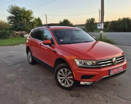 Оранжевый Фольксваген Tiguan Allspace, объемом двигателя 2 л и пробегом 175 тыс. км за 18500 $, фото 1 на Automoto.ua