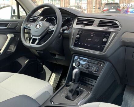 Білий Фольксваген Тігуан, об'ємом двигуна 0 л та пробігом 10 тис. км за 31000 $, фото 11 на Automoto.ua