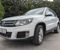 Белый Фольксваген Тигуан, объемом двигателя 2 л и пробегом 58 тыс. км за 14000 $, фото 1 на Automoto.ua