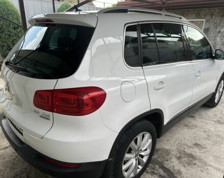 Белый Фольксваген Тигуан, объемом двигателя 2 л и пробегом 173 тыс. км за 17300 $, фото 4 на Automoto.ua