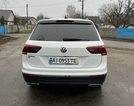 Белый Фольксваген Тигуан, объемом двигателя 2 л и пробегом 119 тыс. км за 20000 $, фото 6 на Automoto.ua