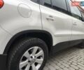 Білий Фольксваген Тігуан, об'ємом двигуна 1.97 л та пробігом 140 тис. км за 12000 $, фото 18 на Automoto.ua