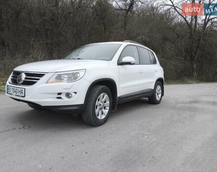 Білий Фольксваген Тігуан, об'ємом двигуна 1.97 л та пробігом 140 тис. км за 12000 $, фото 41 на Automoto.ua