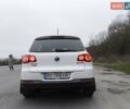 Білий Фольксваген Тігуан, об'ємом двигуна 1.97 л та пробігом 140 тис. км за 12000 $, фото 37 на Automoto.ua