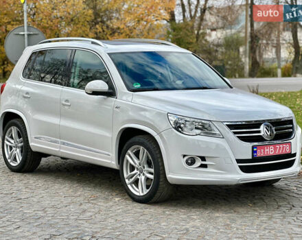 Белый Фольксваген Тигуан, объемом двигателя 1.4 л и пробегом 225 тыс. км за 9700 $, фото 2 на Automoto.ua