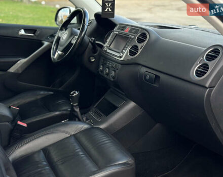 Белый Фольксваген Тигуан, объемом двигателя 1.4 л и пробегом 225 тыс. км за 9700 $, фото 36 на Automoto.ua