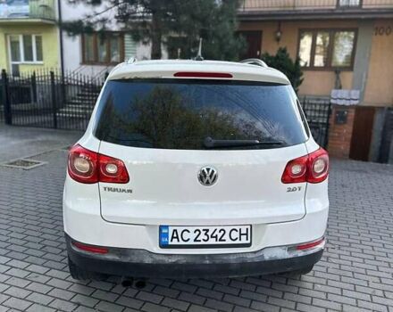 Белый Фольксваген Тигуан, объемом двигателя 2.36 л и пробегом 200 тыс. км за 9000 $, фото 9 на Automoto.ua