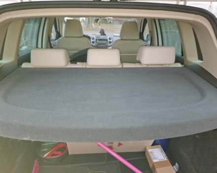 Белый Фольксваген Тигуан, объемом двигателя 0 л и пробегом 293 тыс. км за 11000 $, фото 6 на Automoto.ua