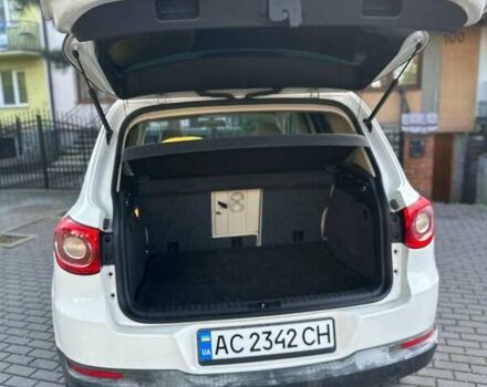 Белый Фольксваген Тигуан, объемом двигателя 2.36 л и пробегом 200 тыс. км за 9000 $, фото 8 на Automoto.ua